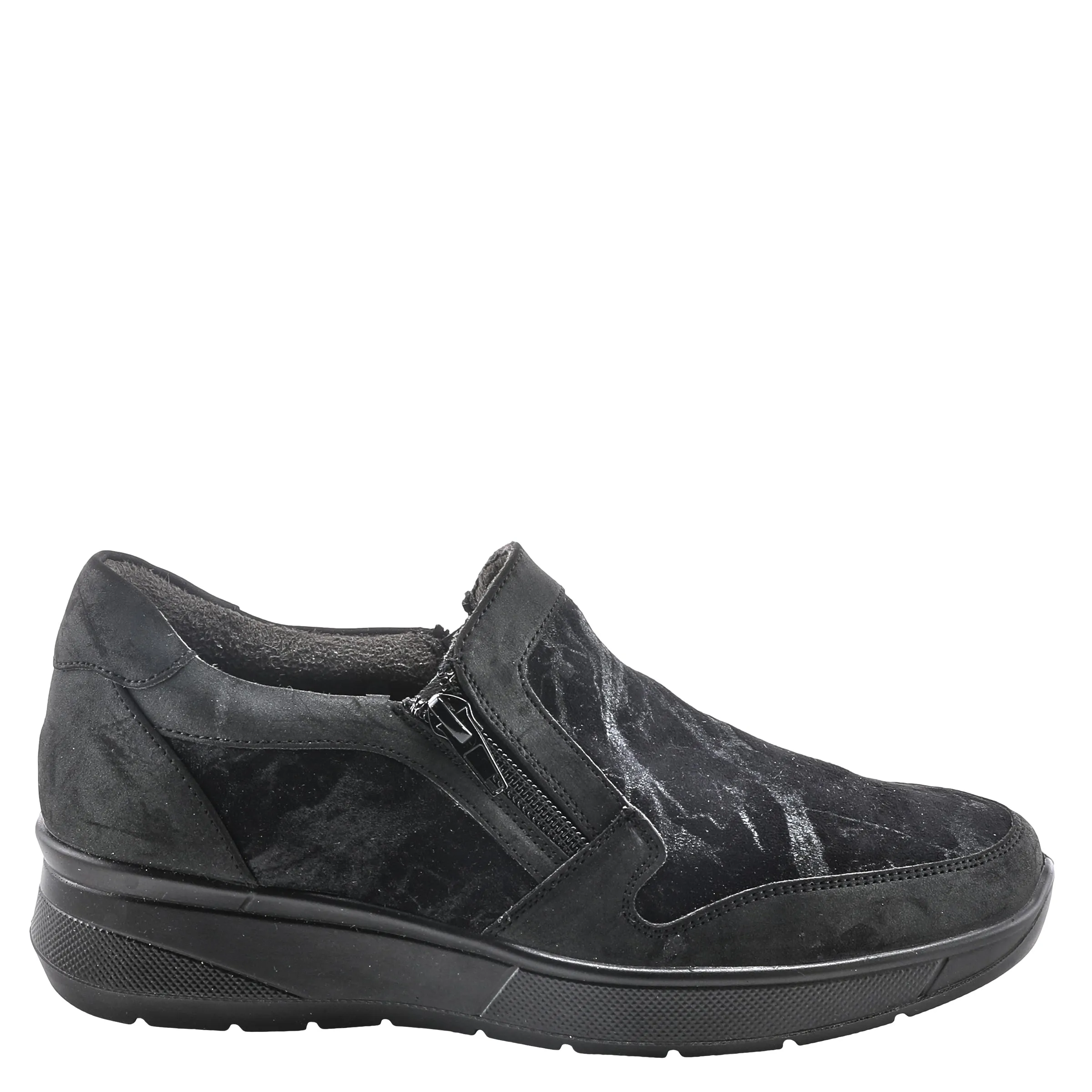 FLEXUS HABANERA ATHLETIC SLIP-ON SHOES