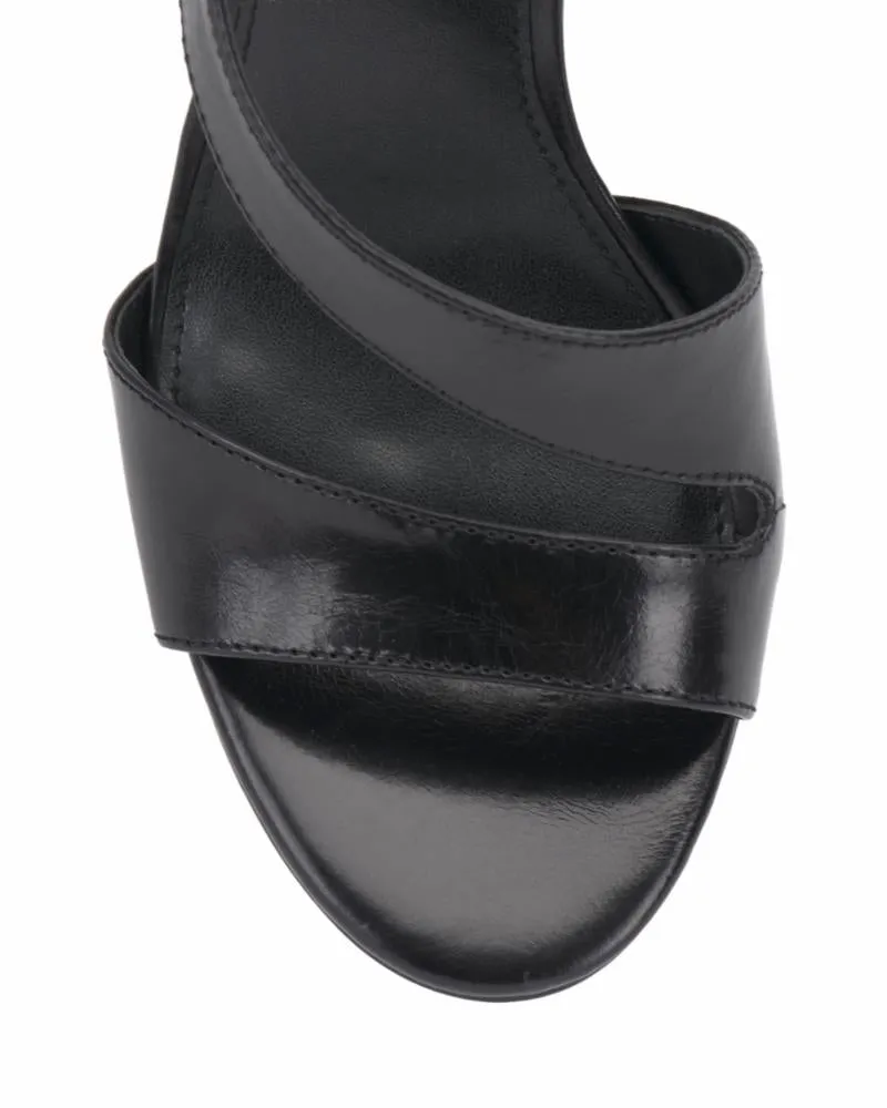 Vince Camuto ABBEANNA BLACK/COW DERBY